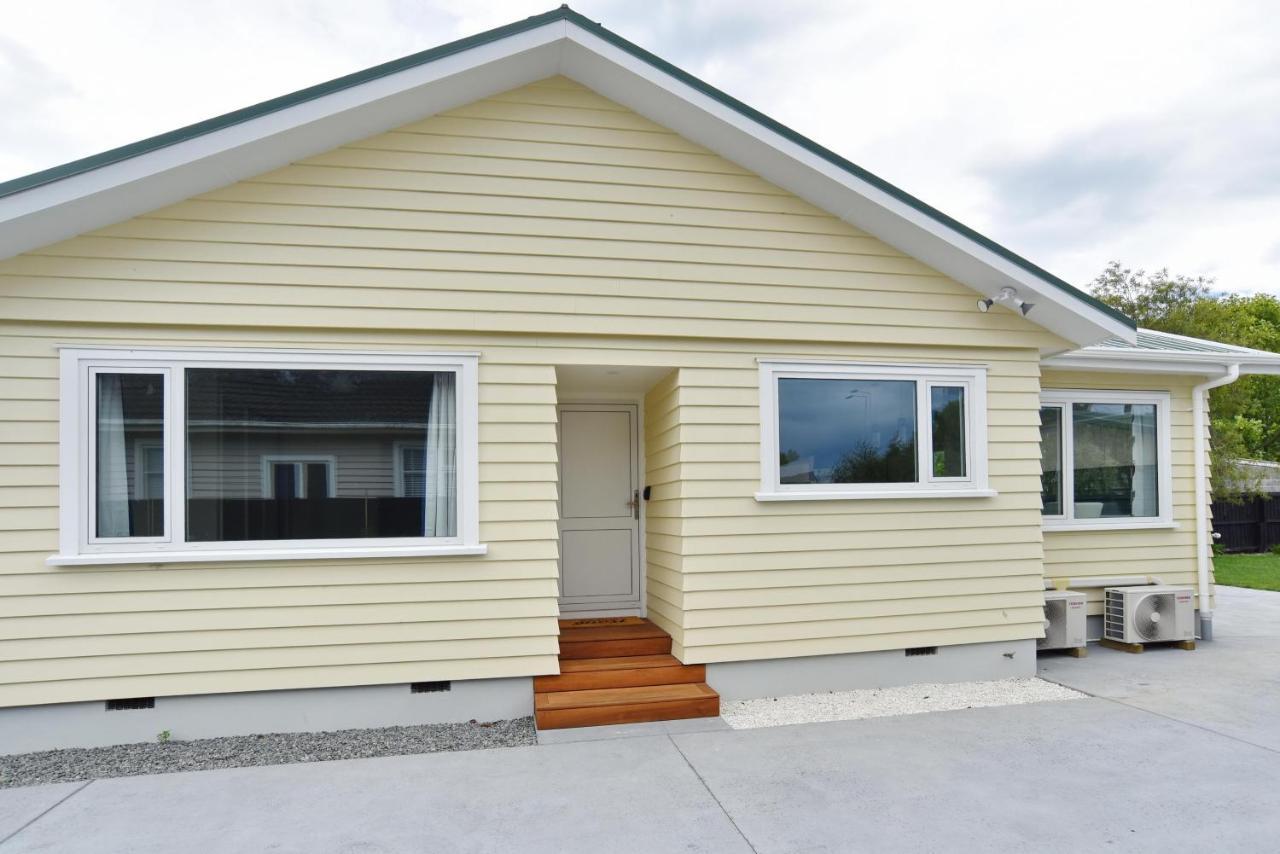 Weston Villa - Christchurch Holiday Homes Exterior photo